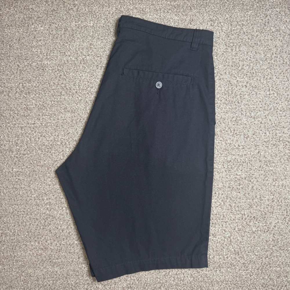 H&M Divided Mens Black Chino Shorts Size 34 Cotton Button Fly Casual Summer - Picture 2 of 9